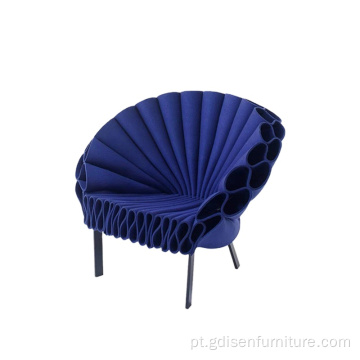 Cadeira de lounge de pavão de Dror Benshetrit